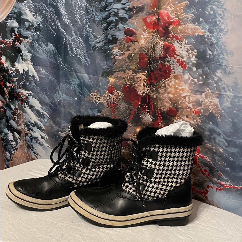 C9 by Champion Black and White Ankle Boots